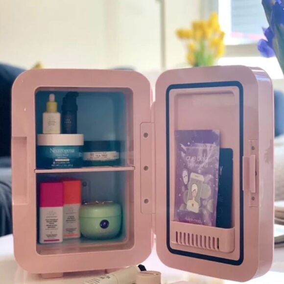 PopSugqr X Disney Princess Happily Ever After Princess Fridge - Picture 5 of 10